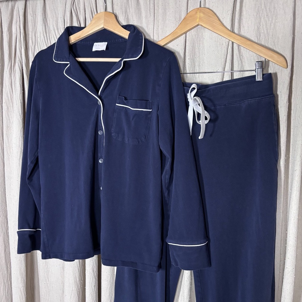 Le Rose Stories Classic Navy Pajama Set White Piping Long Sleeve Medium